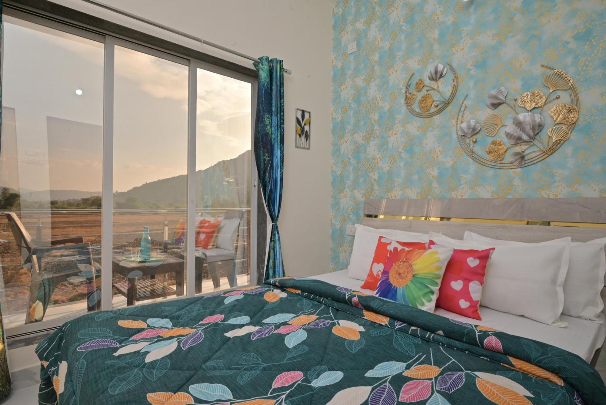 Empyrean Stay II Mirage Villa II Ac II 4Bhk II Largest Pool In Lonavala Li Exterior photo